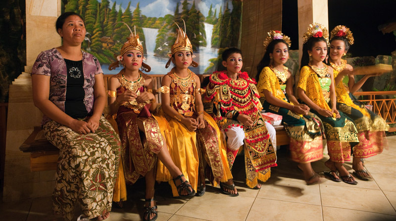 Balinese dancers backstage at Amed
