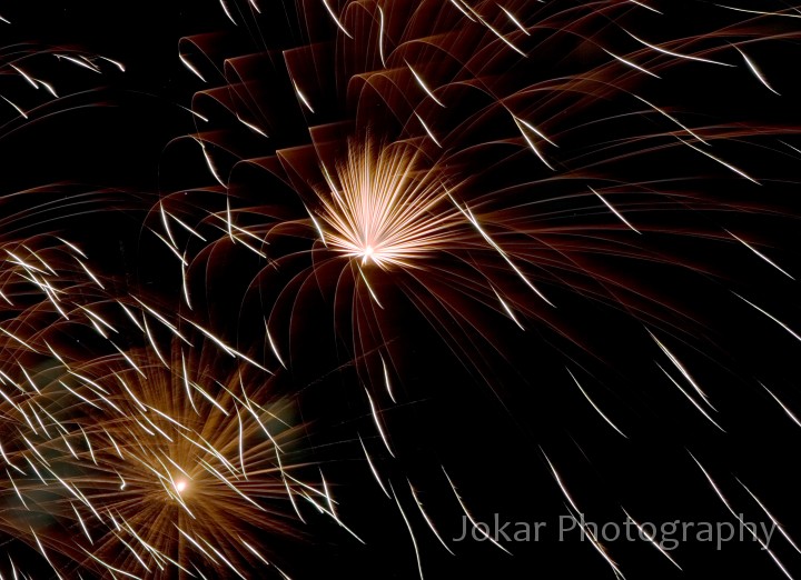 SkyFire_20060304_066.jpg - Skyfire fireworks, Canberra, ACT
