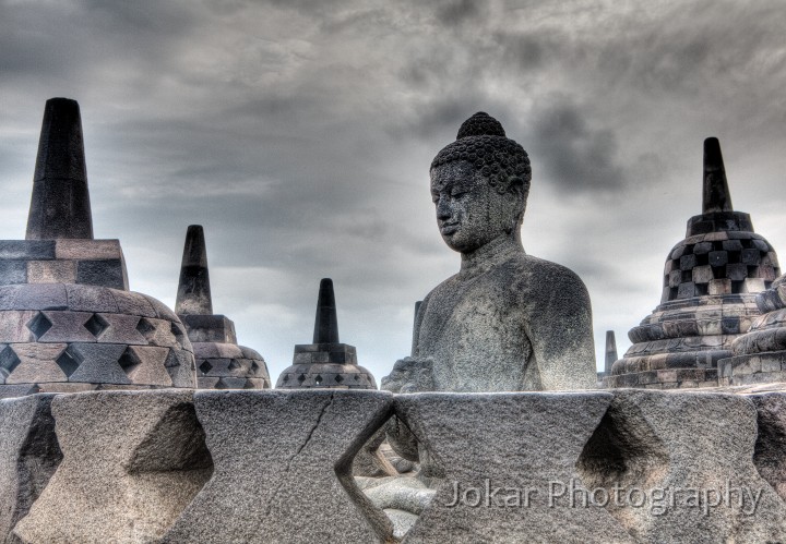 Jogja_Borobudur_20091115_152_3_4_0_1_tonemapped.jpg - Borobudur, Cenrtral Java (HDR)