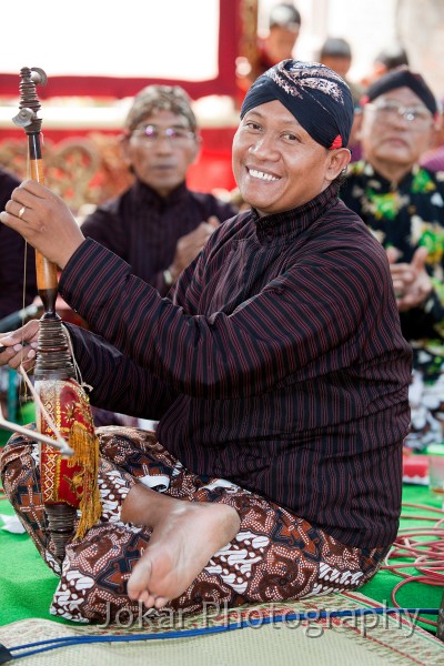 Jogja_Katie_Yoyok_wedding_20091031_072.jpg - Musician, Pleret, near Jogjakarta, Central Java