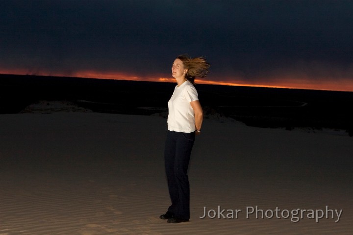 _MG_2519.jpg - Karen on Lake Mungo dune