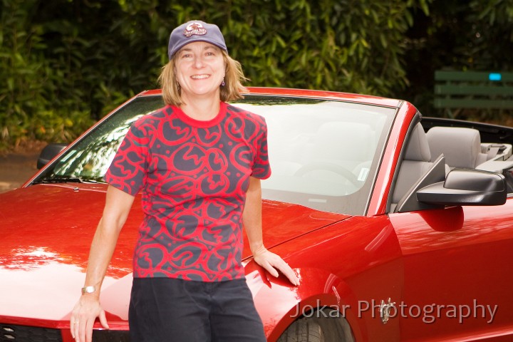 Hawaii_20090606_280.jpg - Karen and Mustang, Waimea Valley Audobon Center, Oahu, Hawaii