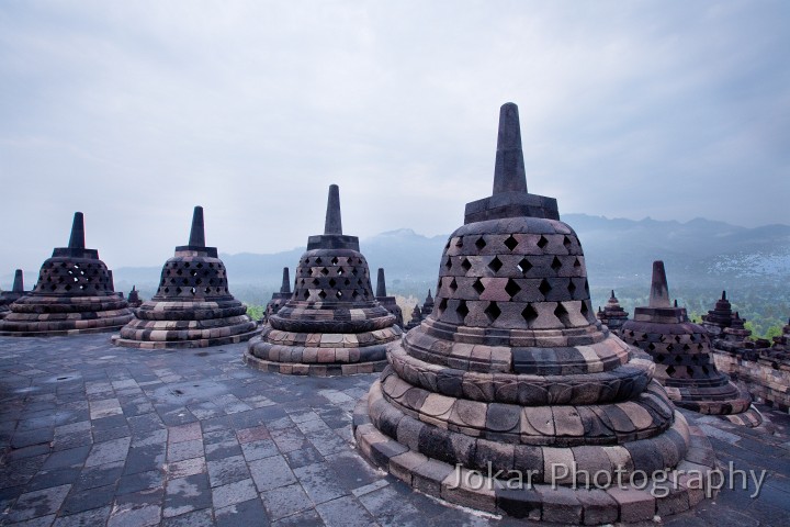 Jogja_Borobudur_20091115_124-2.jpg