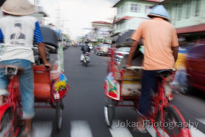 Jogja_Kraton_Malioboro_20091024_070.jpg