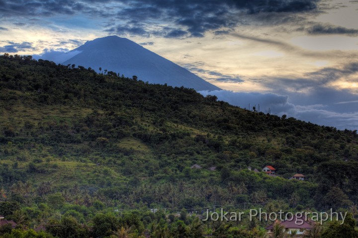 Amed_20100508_052_3_4_5_6_tonemapped.jpg