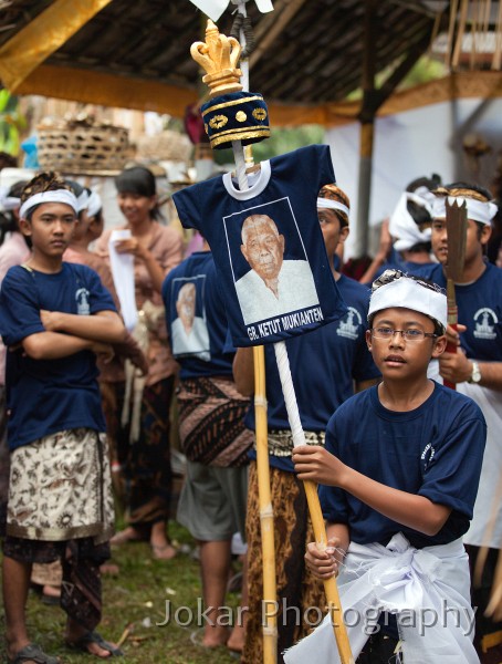 Bangli_cremation_20100829_018.jpg