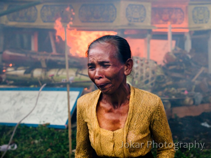 Bangli_cremation_20100829_144.jpg