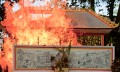 Bangli_cremation_20100829_135