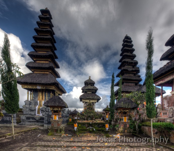 Gunung_Batur_20100320_110_1_2_3_4_tonemapped.jpg