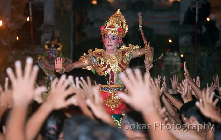 Pura_Dalem_Kecak_dance20100226_035.jpg