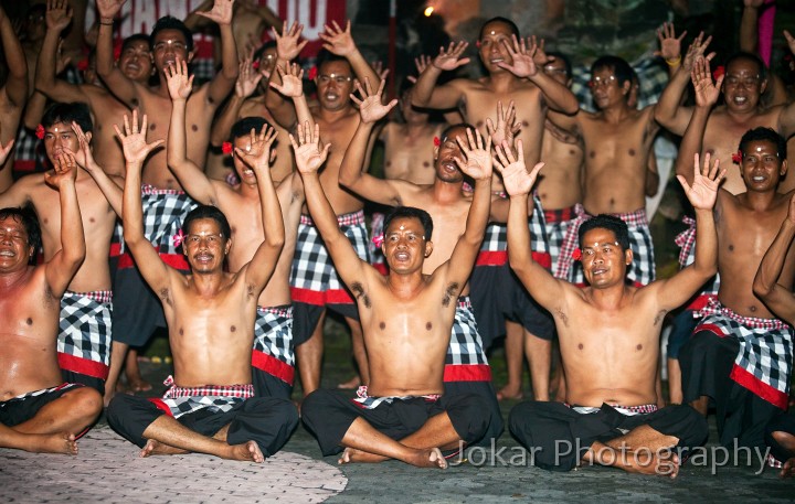 Pura_Dalem_Kecak_dance20100226_058.jpg