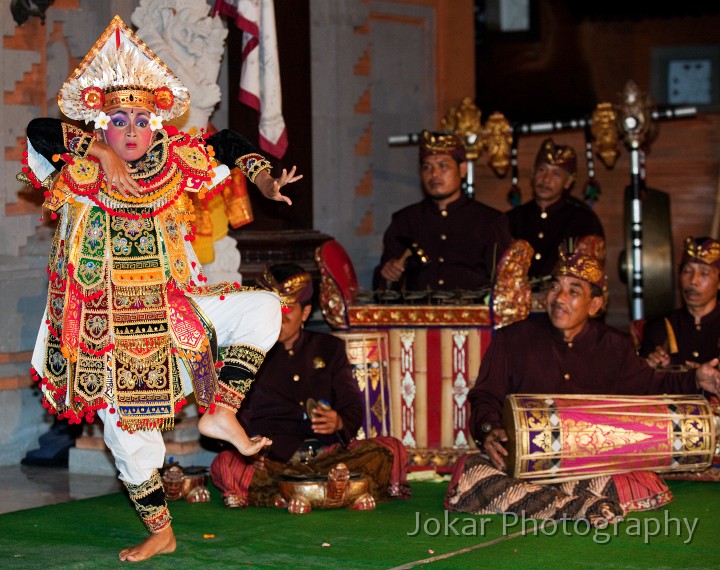 Puri_Agung_dance_20100206_018.jpg