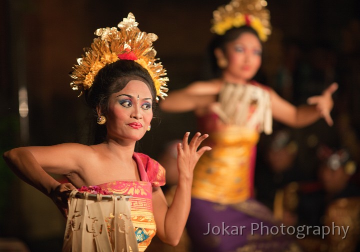 Puri_Ubud_Legong_dance_20100410_012.jpg