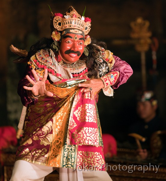 Puri_Ubud_Legong_dance_20100410_029.jpg