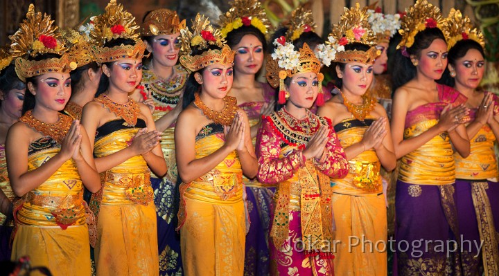 Puri_Ubud_Legong_dance_20100410_232.jpg