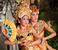 Puri_Ubud_Legong_dance_20100410_212