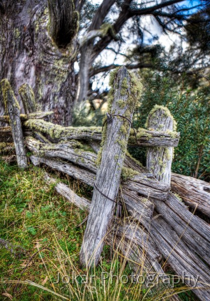 Farm_Ridge_20110409_0034_5_6_7_8_tonemapped.jpg